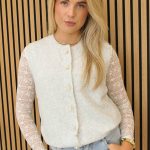 Gebreide_gilet_grijs_-_Liset-3_big_image-1