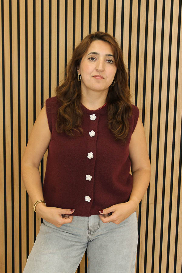 Gebreide_gilet_bordeaux_-_Liset_3-7037_big_image-1