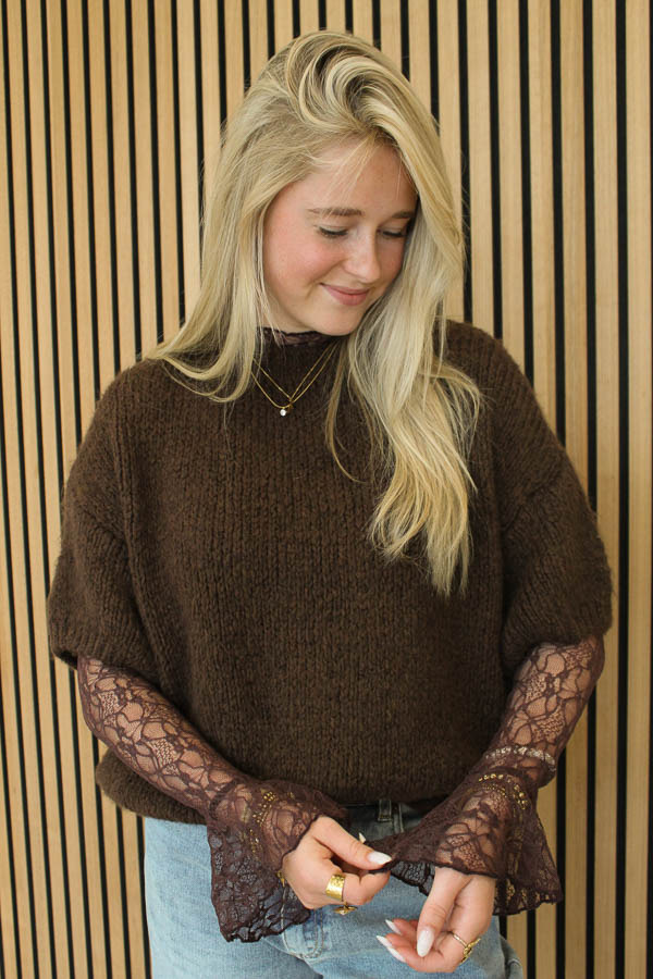 Lace_top_bruin_-_Tess-5975_big_image-1