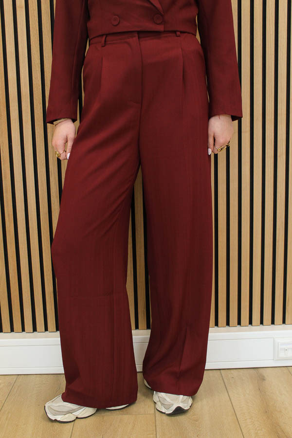 Pantalon_bordeaux_-_Malou-2_big_image-1