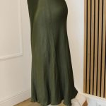 Satijnen_rok_kaki_-_Farah_1-6973_big_image-1