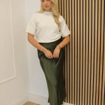 Satijnen_rok_kaki_-_Farah_2-6971_big_image-1