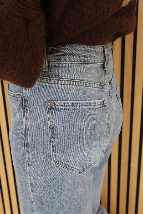 Straight_jeans_blauw_-_Linde_2-7_big_image-1