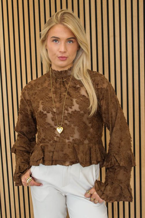 Trompetmouw_blouse_bruin_-_Ema-6393_big_image