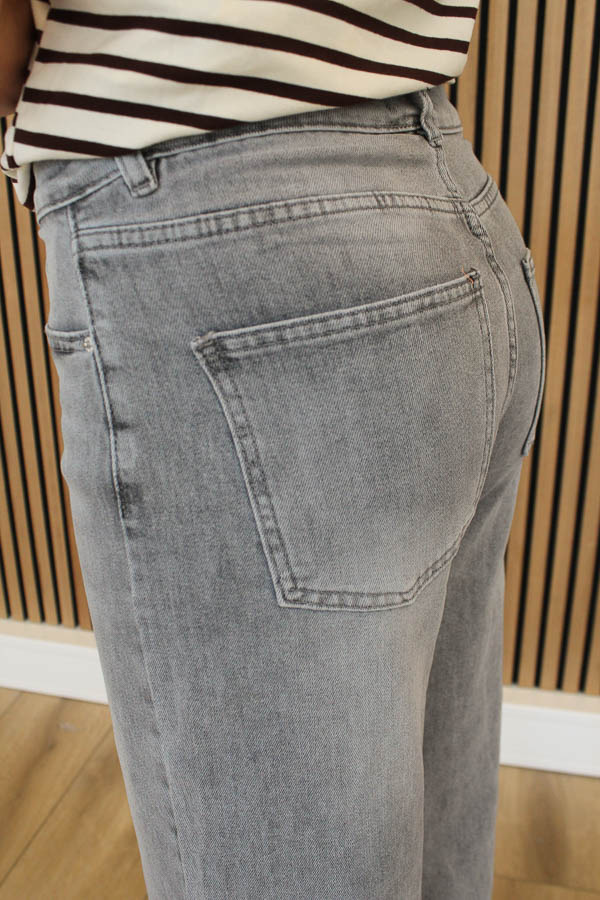 Wide_leg_jeans_grijs_-_Noa_2-8_big_image