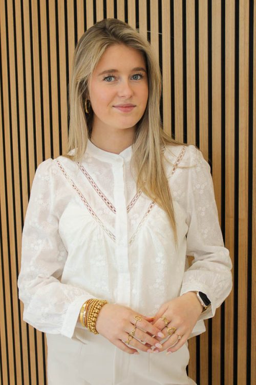 Witte_blouse_met_broderie_-_Lianne_-2973_big_image
