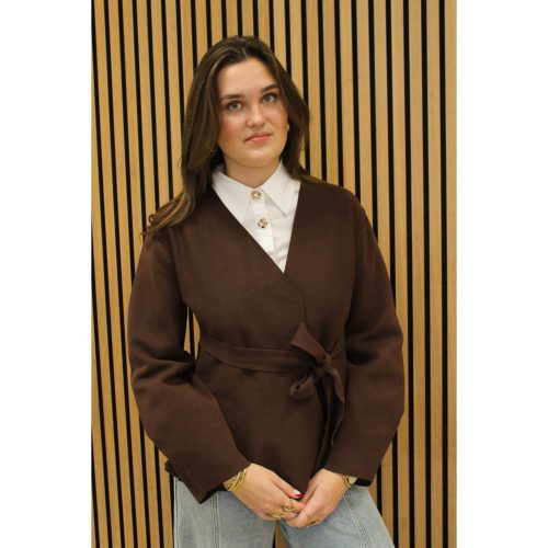 Wikkel_vest_bruin_-_Dominique_2-7435_big_image